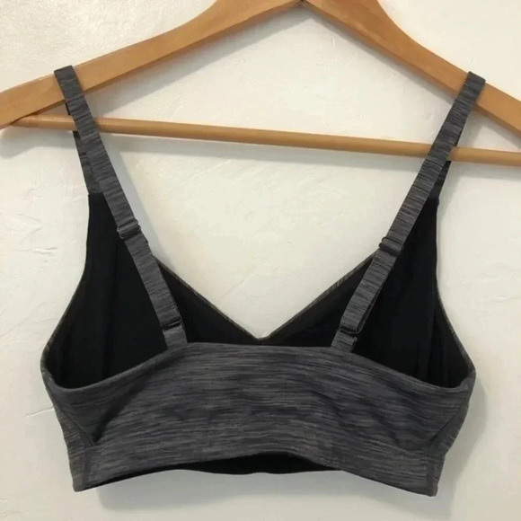 Outdoor Voices Women's Charcoal Flow Bralette Size XS‎ Free Form Sports Bra - Picture 3 of 6